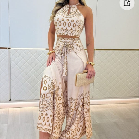 Ladies' Fashionable And Beautiful set
