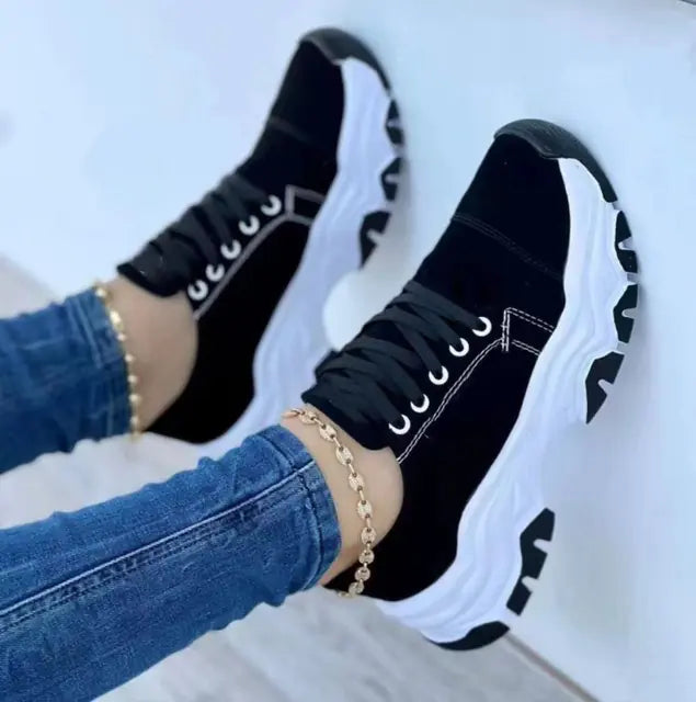 Women's Flat Lace-Up Canvas Sneakers for Casual Wear