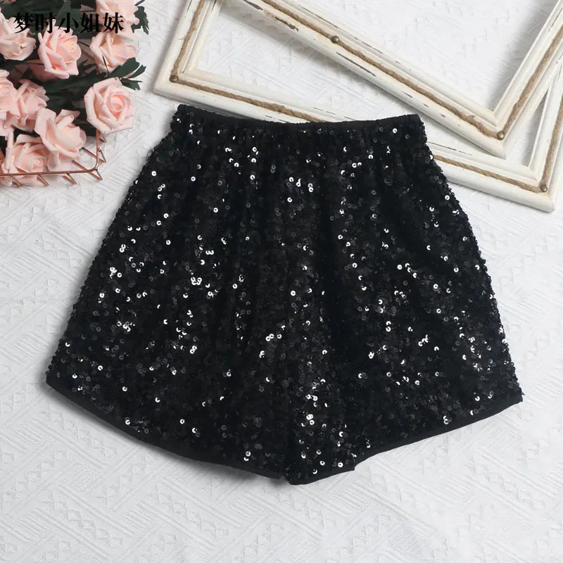 V-neck Loose Blouse and Slimming Shorts Suit for Women